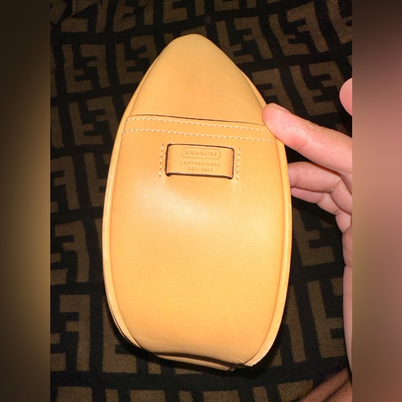 Authentic Vintage Coach shoulder Bag - Picture 7 of 16